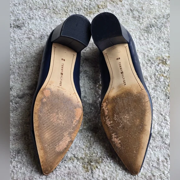 Tommy Hilfiger Cap Toe Block Heel Pump Neysa 2 Navy - Picture 8 of 8